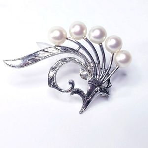 Modernist Engraved Sterling Silver Splay Pearl Brooch Pin
